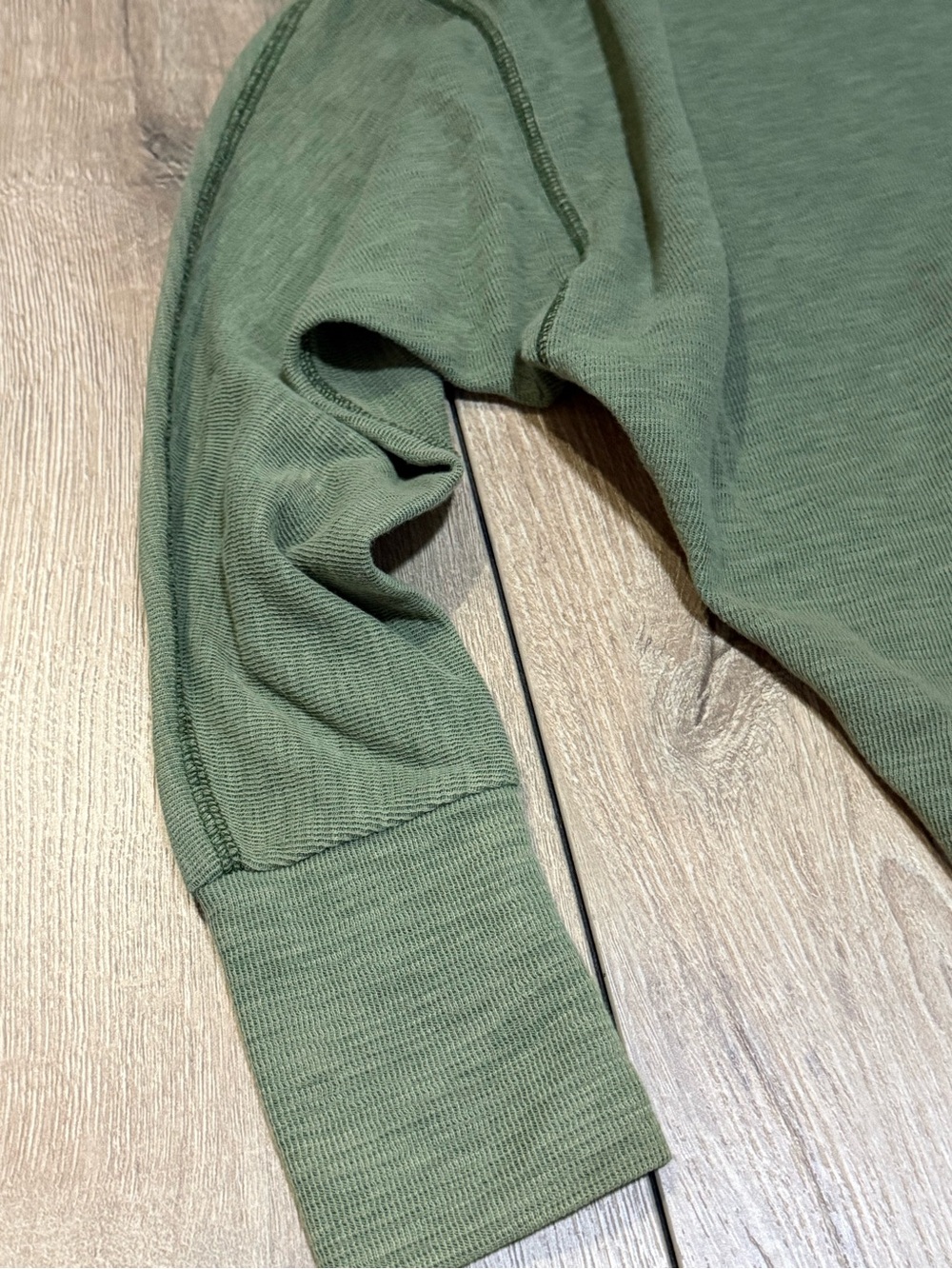Free People Slouchy Long Sleeve Top Sage Green Off Shoulder Dolman Small - Picture 7 of 16